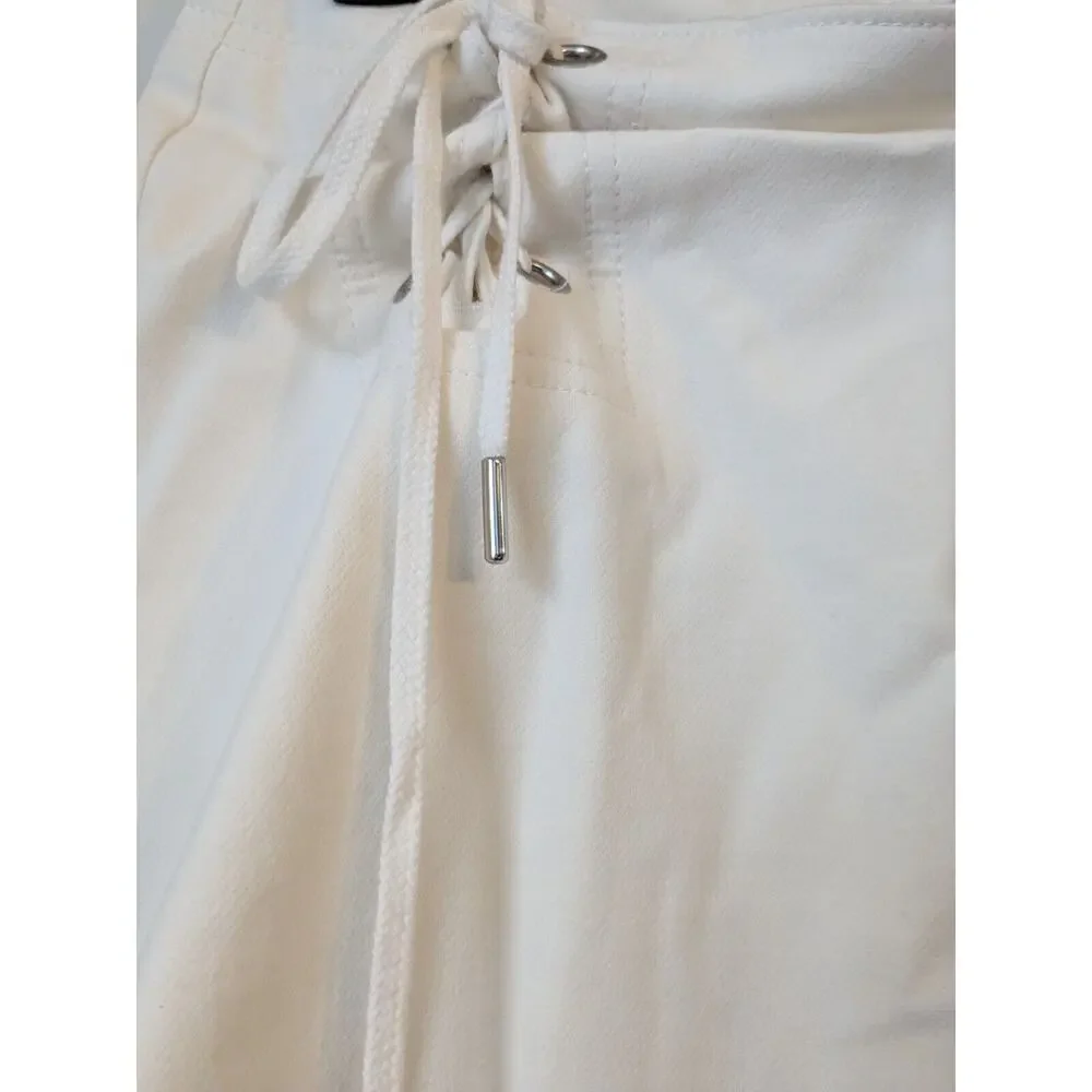 ANN TAYLOR Women's Mini Skirt Y2K Off White Corset Lace Up Front Size NWOT